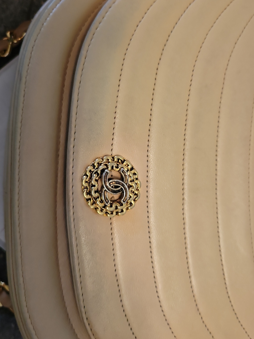 CHANEL Cream Quilted Shoulder Bag with Gold Medallion
